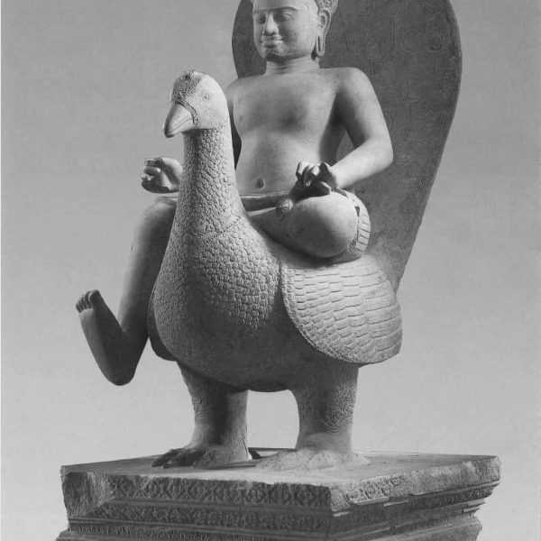 بازگرداندن مجسمه خدای هندو